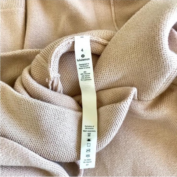Lululemon Sweater - Picture 5 of 12